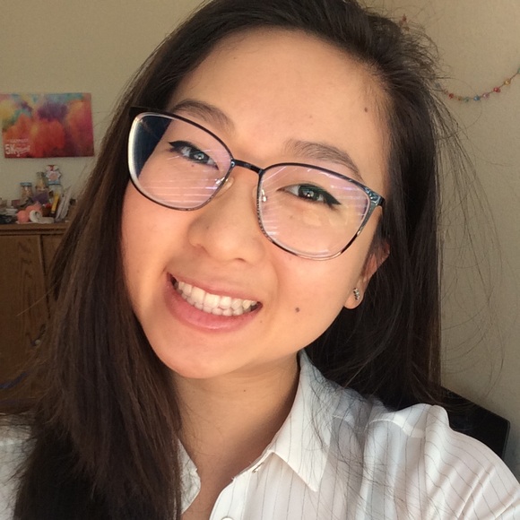 Meet your Posher, Ivy - Picture 1 of 1